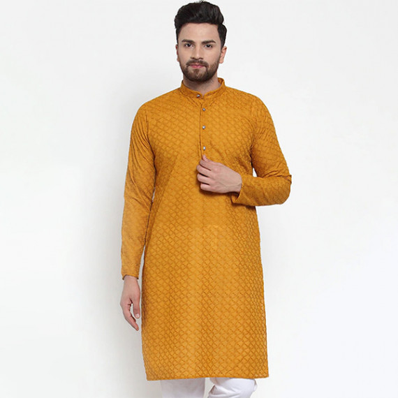 http://235429.01spn.group/products/men-yellow-printed-straight-kurta