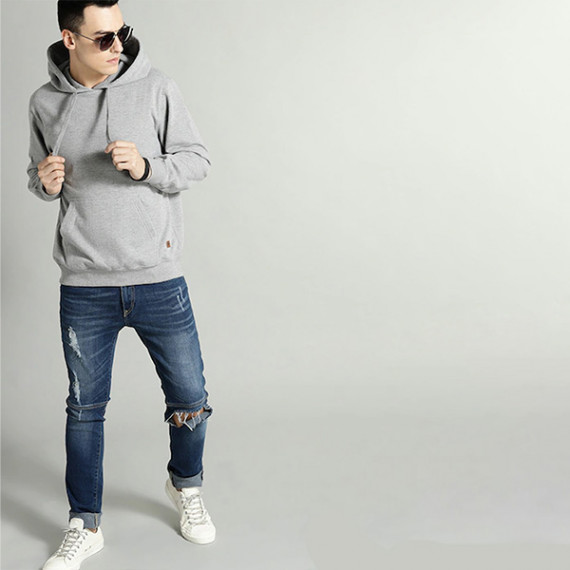 http://235429.01spn.group/products/the-lifestyle-co-men-grey-melange-solid-hooded-sweatshirt