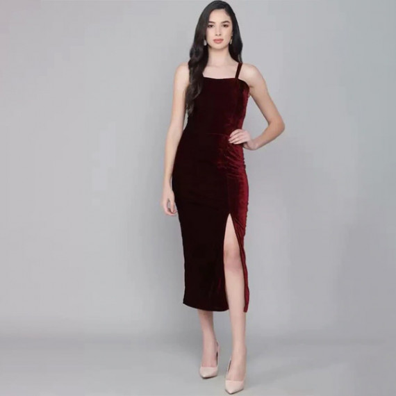 http://235429.01spn.group/products/maroon-velvet-sheath-midi-dress