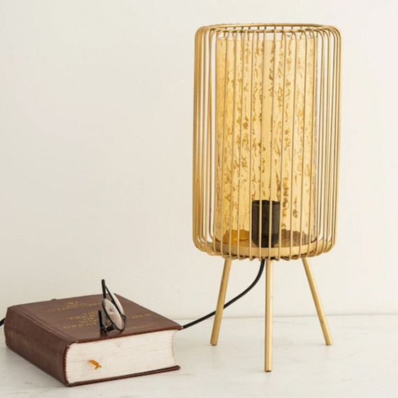 http://235429.01spn.group/products/gold-toned-adobe-wire-novelty-table-lamp