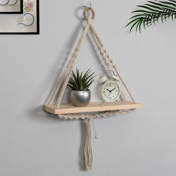 http://235429.01spn.group/products/beige-triangle-macrame-wall-hanging-shelf