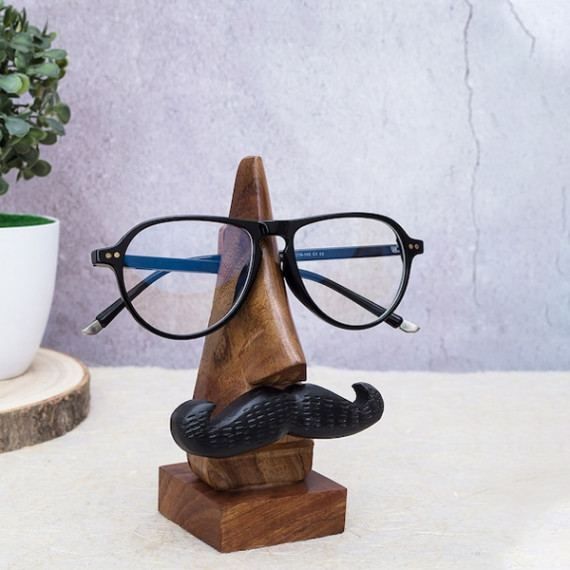 http://235429.01spn.group/products/brown-handcrafted-eyeglass-holder-showpiece