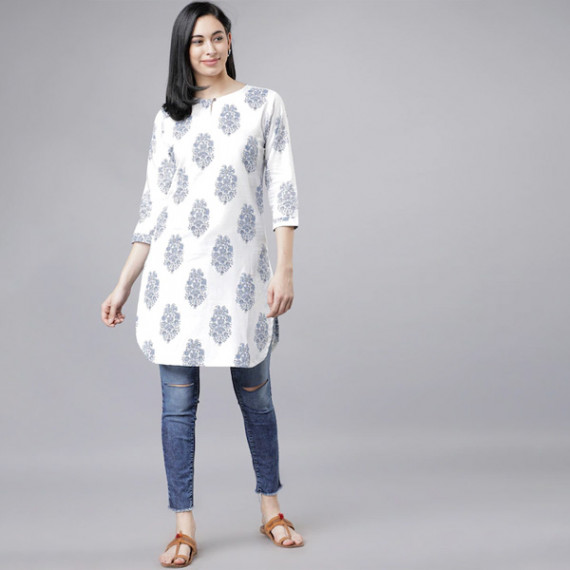 http://235429.01spn.group/products/white-blue-printed-tunic