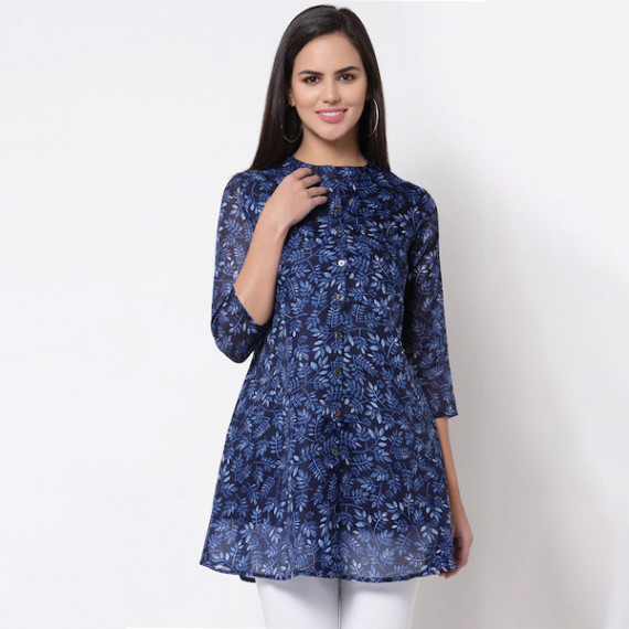 http://235429.01spn.group/products/blue-printed-tunic