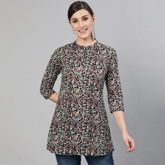 http://235429.01spn.group/products/women-black-maroon-abstract-printed-tunic