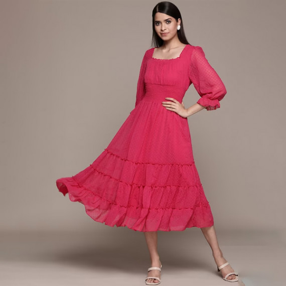 http://235429.01spn.group/products/fuchsia-solid-chiffon-smocked-tiered-midi-dress