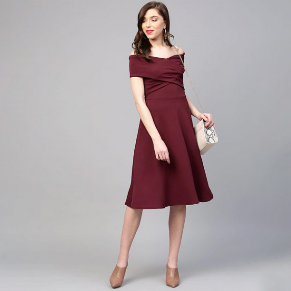 http://235429.01spn.group/products/burgundy-off-shoulder-pleated-fit-flare-dress