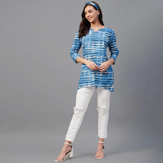 http://235429.01spn.group/products/women-blue-tunics