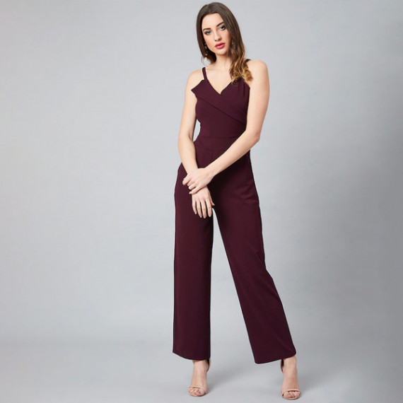 http://235429.01spn.group/products/women-burgundy-solid-basic-jumpsuit