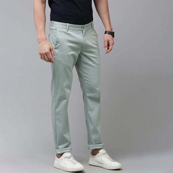 http://235429.01spn.group/products/u-s-polo-assn-men-grey-printed-denver-slim-fit-trousers