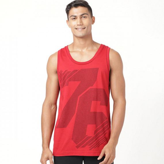 http://235429.01spn.group/products/men-red-printed-innerwear-vests