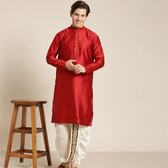 http://235429.01spn.group/products/mens-cream-coloured-pure-cotton-double-layer-dhoti-gold-zari-border