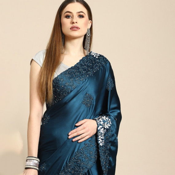 http://235429.01spn.group/products/blue-floral-embroidered-satin-saree